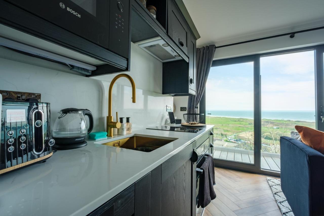 Priory Bay Escapes - Visum Apartment Tenby Exterior photo